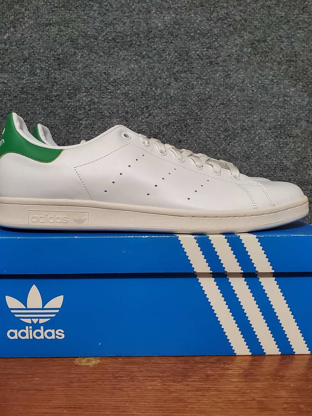 Adidas Stan Smith Sneaker Shoes Green White Leather Mens Size 14.5 New M20324 - Picture 2 of 11